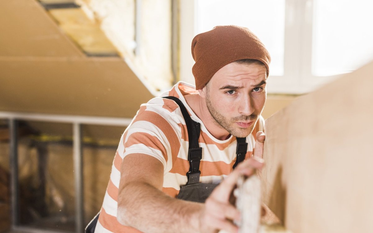 Renovatiebedrijf aan het werk